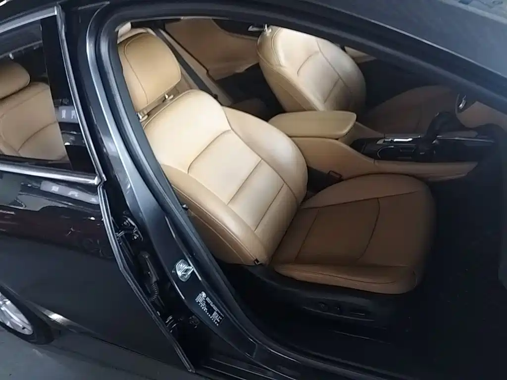 Chevrolet Malibu XL 2016 — фото 20