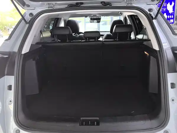 Geely Boyue 2022