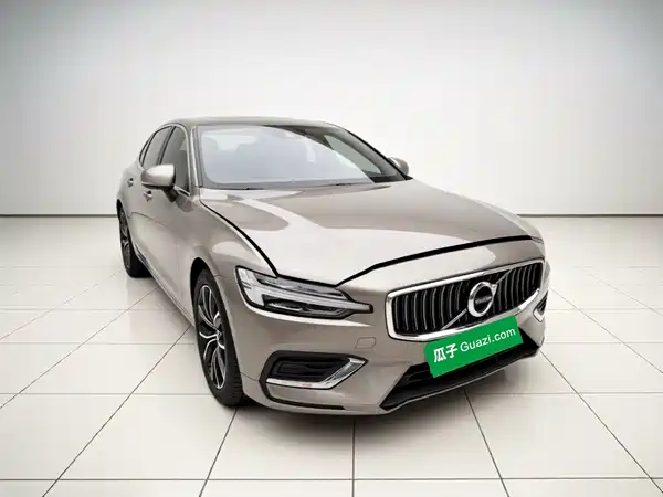 Volvo S60 2021