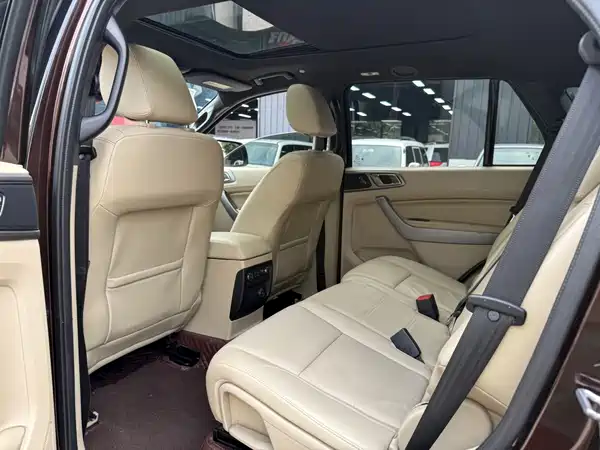 Ford Everest 2017