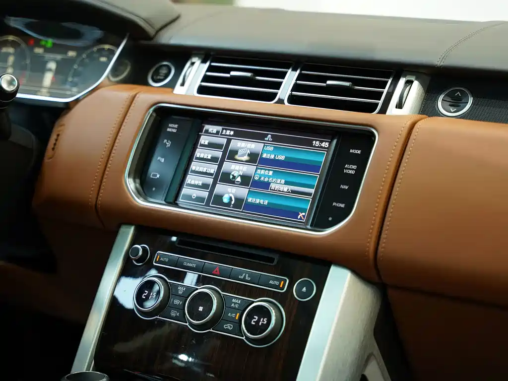 Land Rover Range Rover 2015 — фото 20