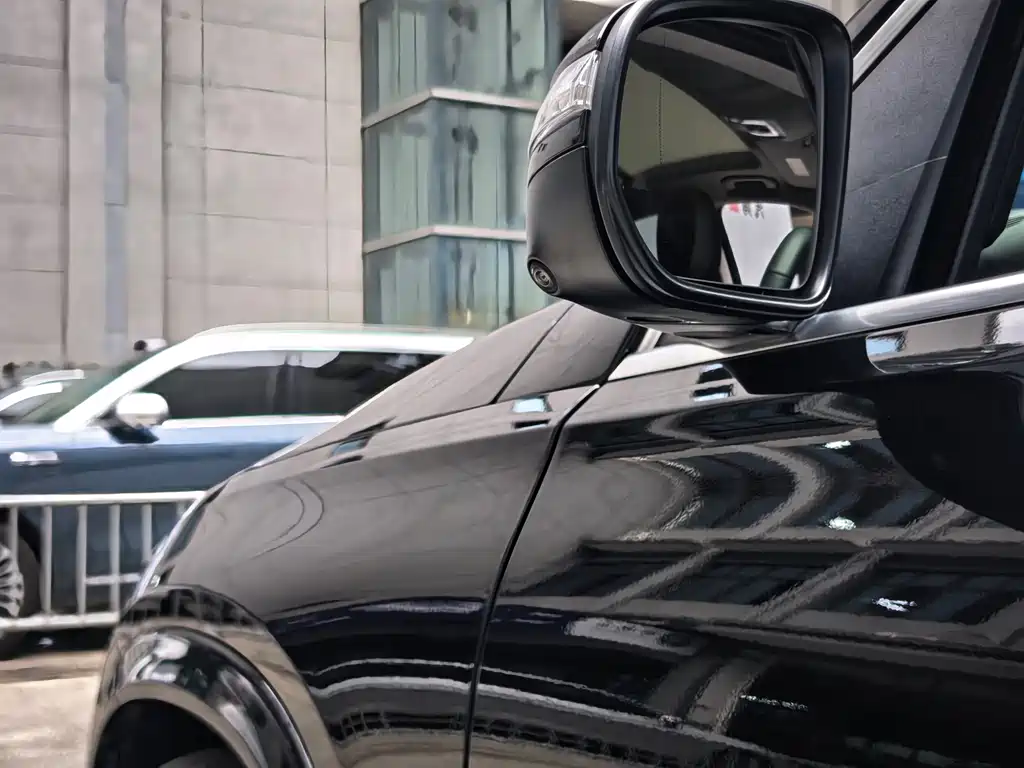 Mercedes-Benz GLE New Energy 2023 — фото 4