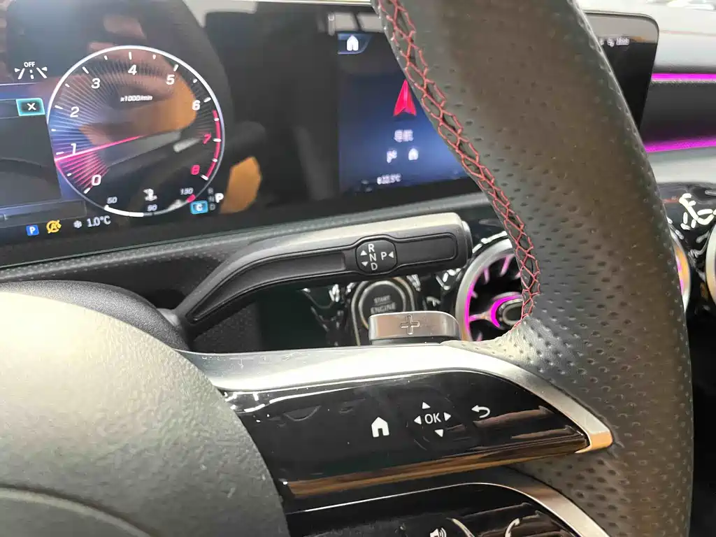 Mercedes-Benz A-Class 2023 — фото 16