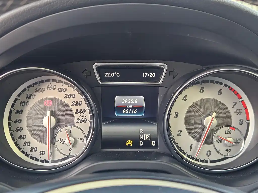 Mercedes-Benz CLA 2016 — фото 15