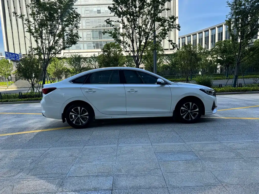 Changan Eado 2023 — фото 12
