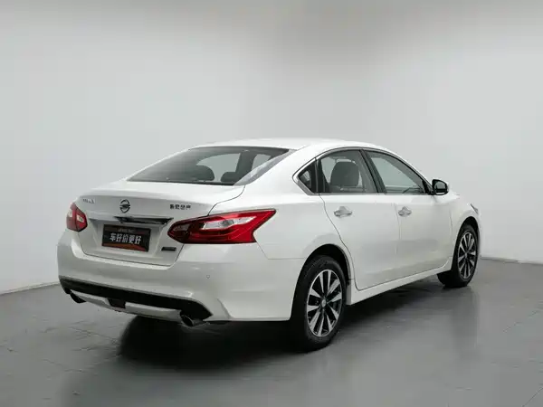 Nissan Teana 2017