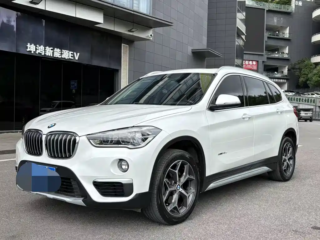BMW X1 2018 — фото 8