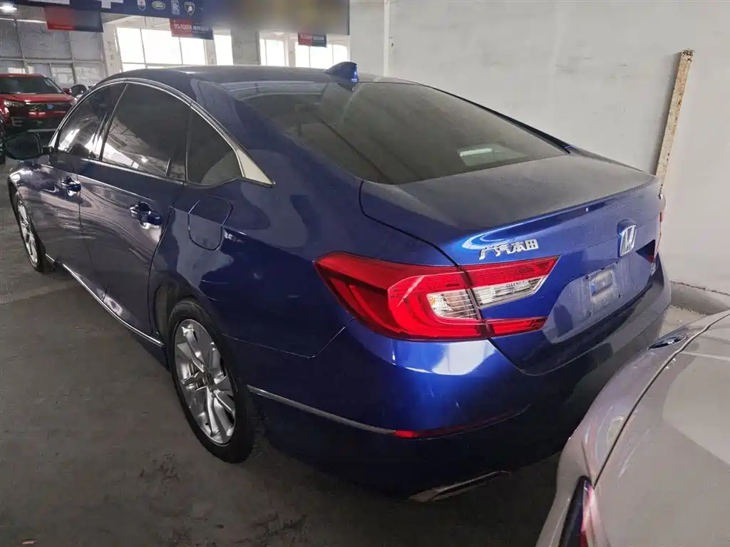 Honda Accord 2019 — фото 5
