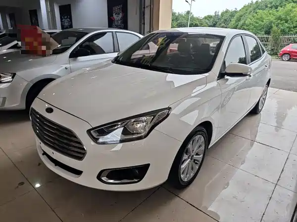Ford Escort 2017
