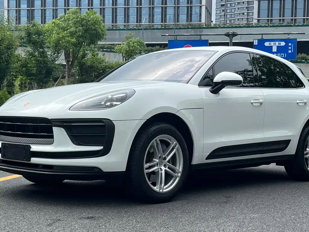 Porsche Macan 2024