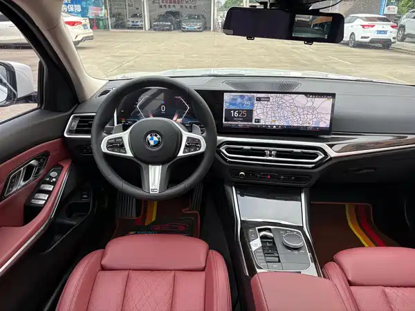 BMW 3 Series 2024