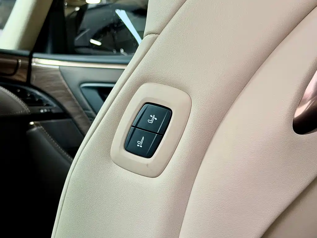 Toyota Alphard 2025 — фото 16