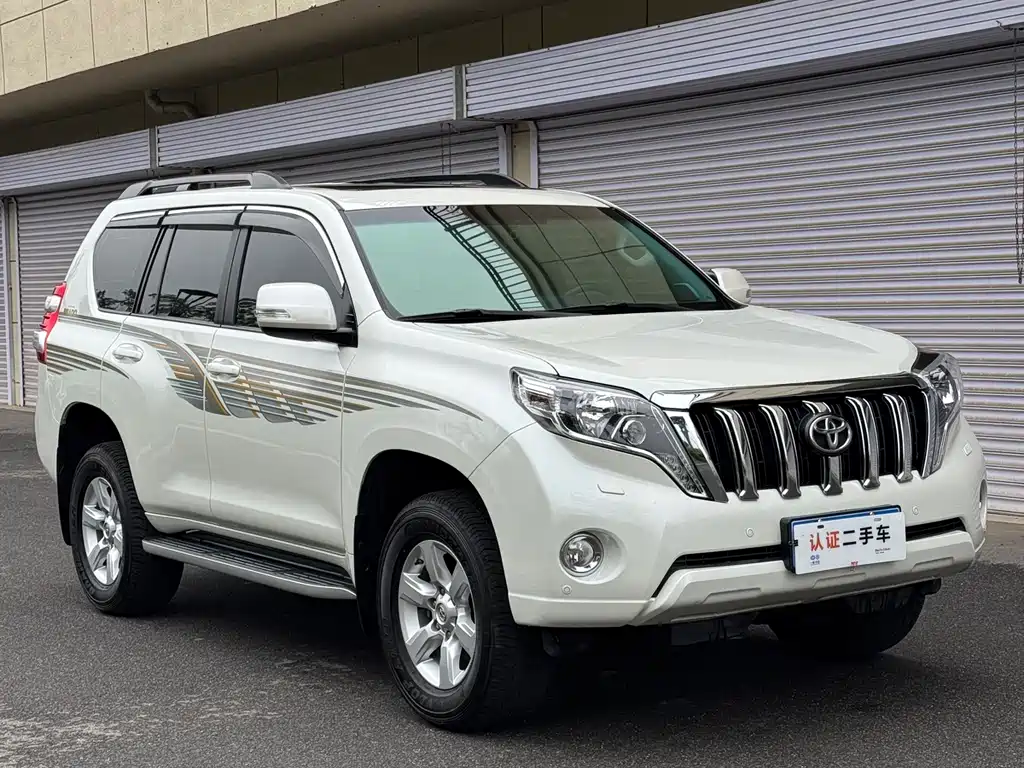 Toyota Prado 2017 — фото 3