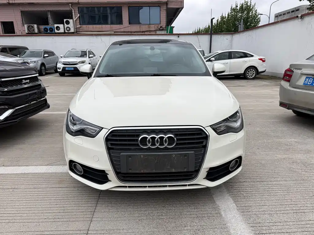 Audi A1 2015 — фото 3