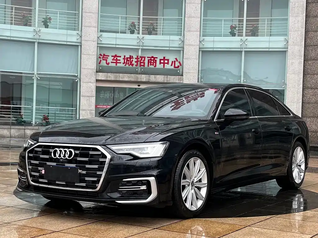 Audi A6L 2023 — фото 1
