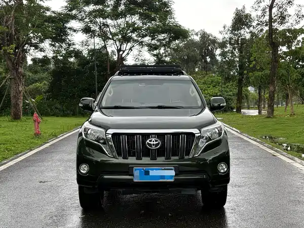 Toyota Prado 2015