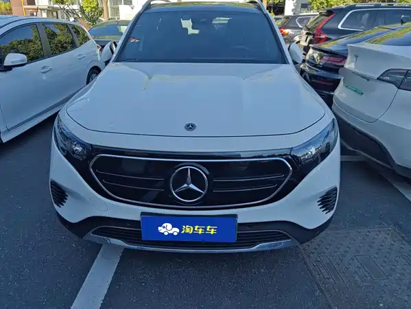 Mercedes-Benz EQB 2023