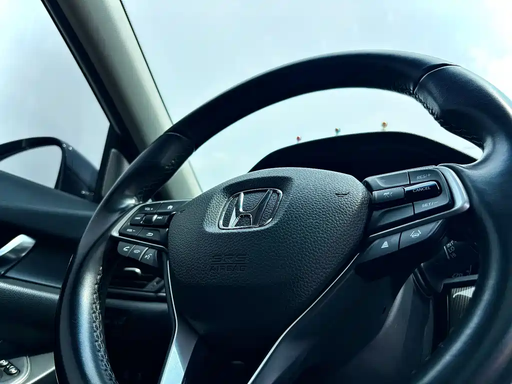 Honda Accord 2023 — фото 19