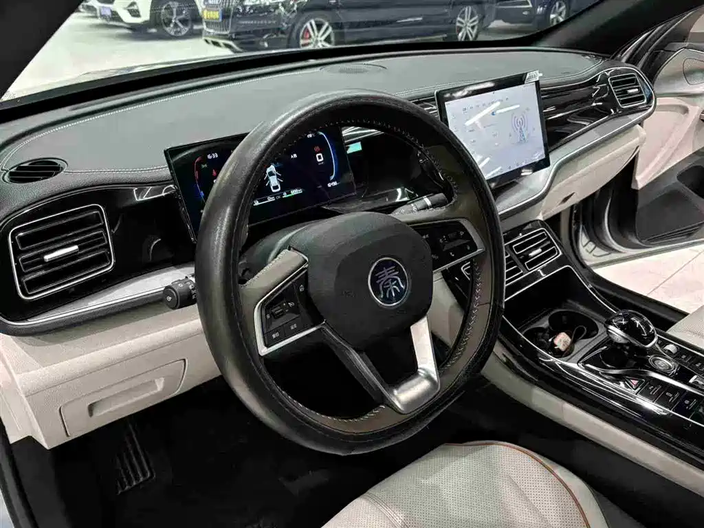 BYD Qin PLUS 2023 — фото 13