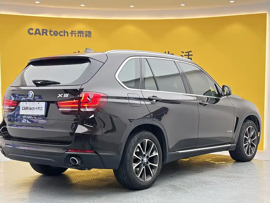 BMW X5 2014 — фото 29