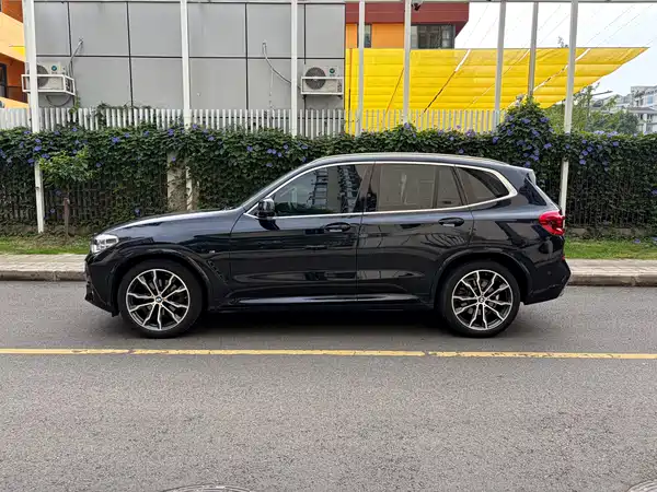 BMW X3 2021