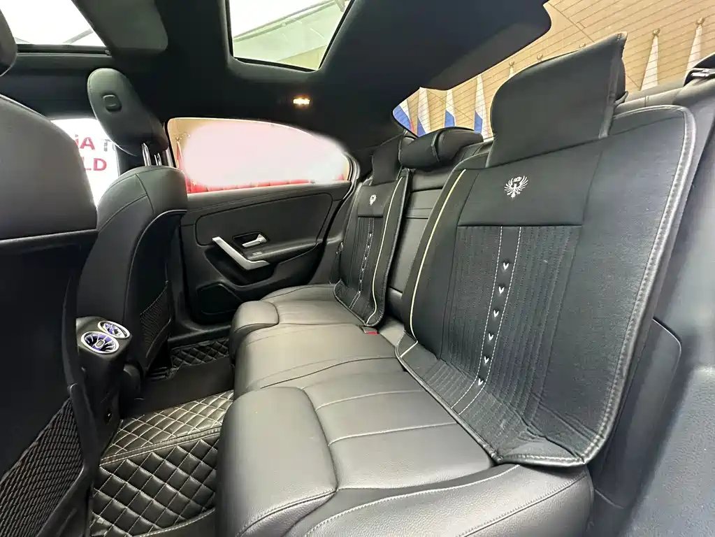 Mercedes-Benz A-Class 2022 — фото 13