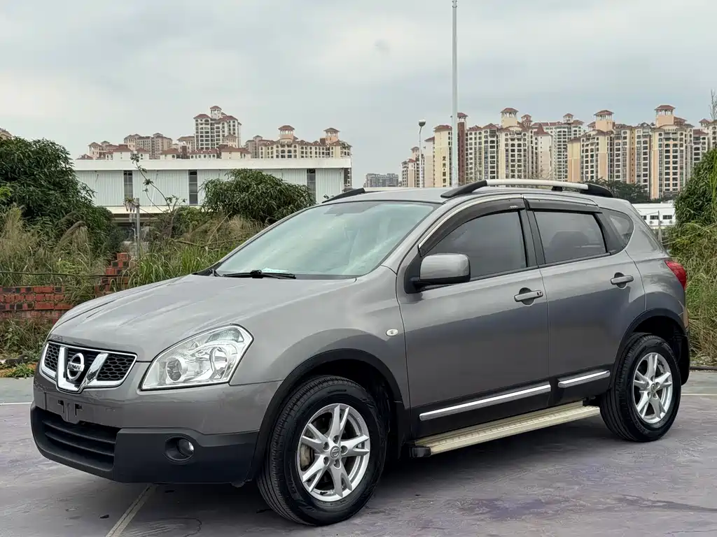 Nissan Qashqai 2013 — фото 1