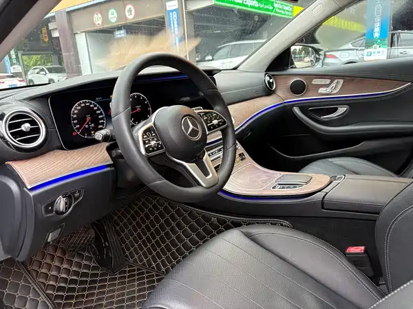 Mercedes-Benz E-Class 2019