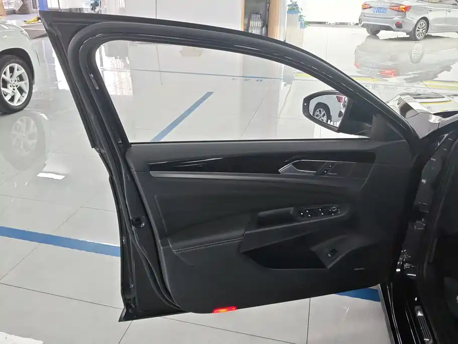 Volkswagen Passat 2022