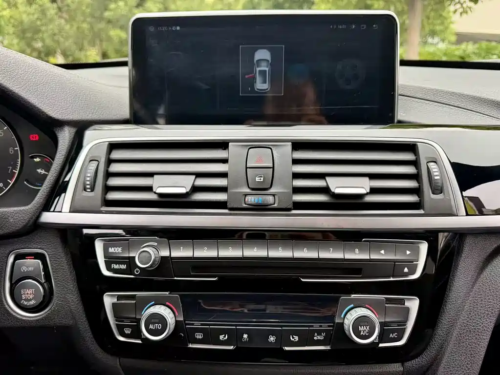 BMW 3 Series GT 2019 — фото 13