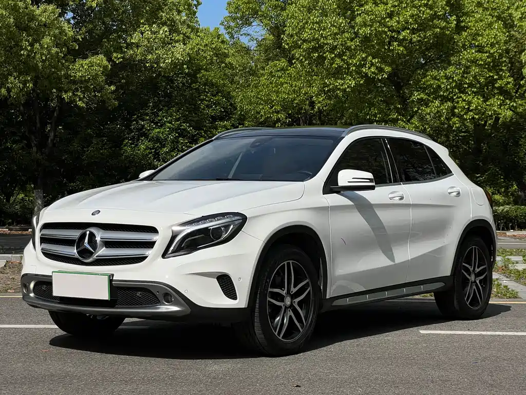 Mercedes-Benz GLA 2016 — фото 1