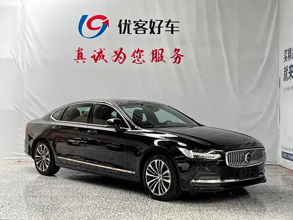 Volvo S90 2024