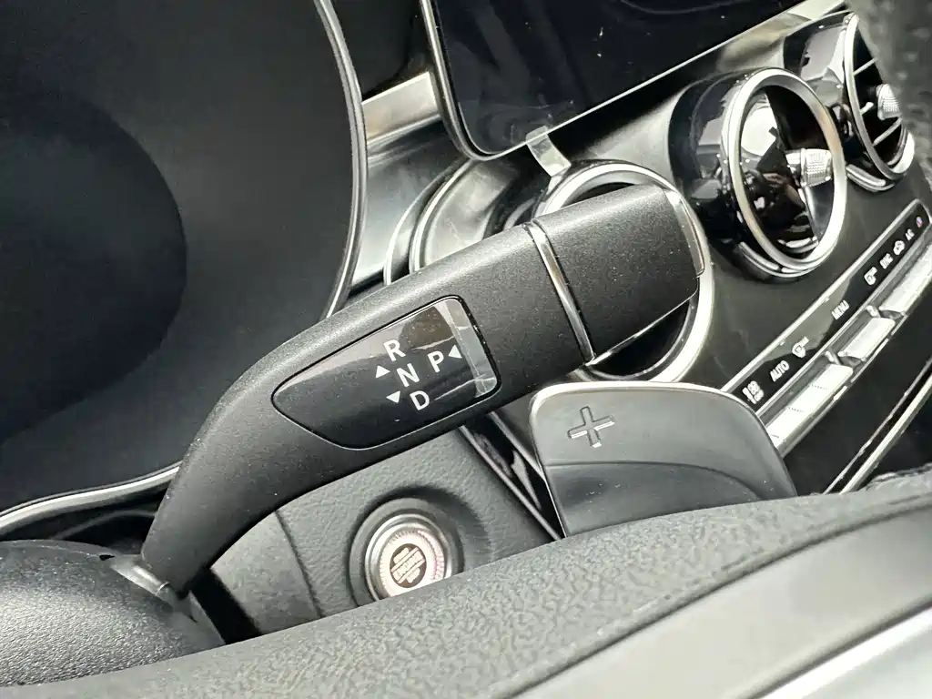 Mercedes-Benz C-Class 2020 — фото 17