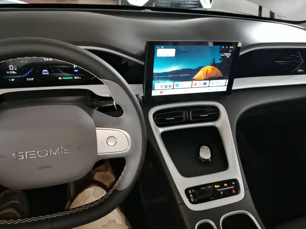Geely Galaxy Starwish 2026 — фото 10
