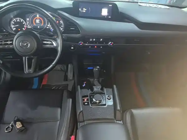 Mazda 3 Axela 2021