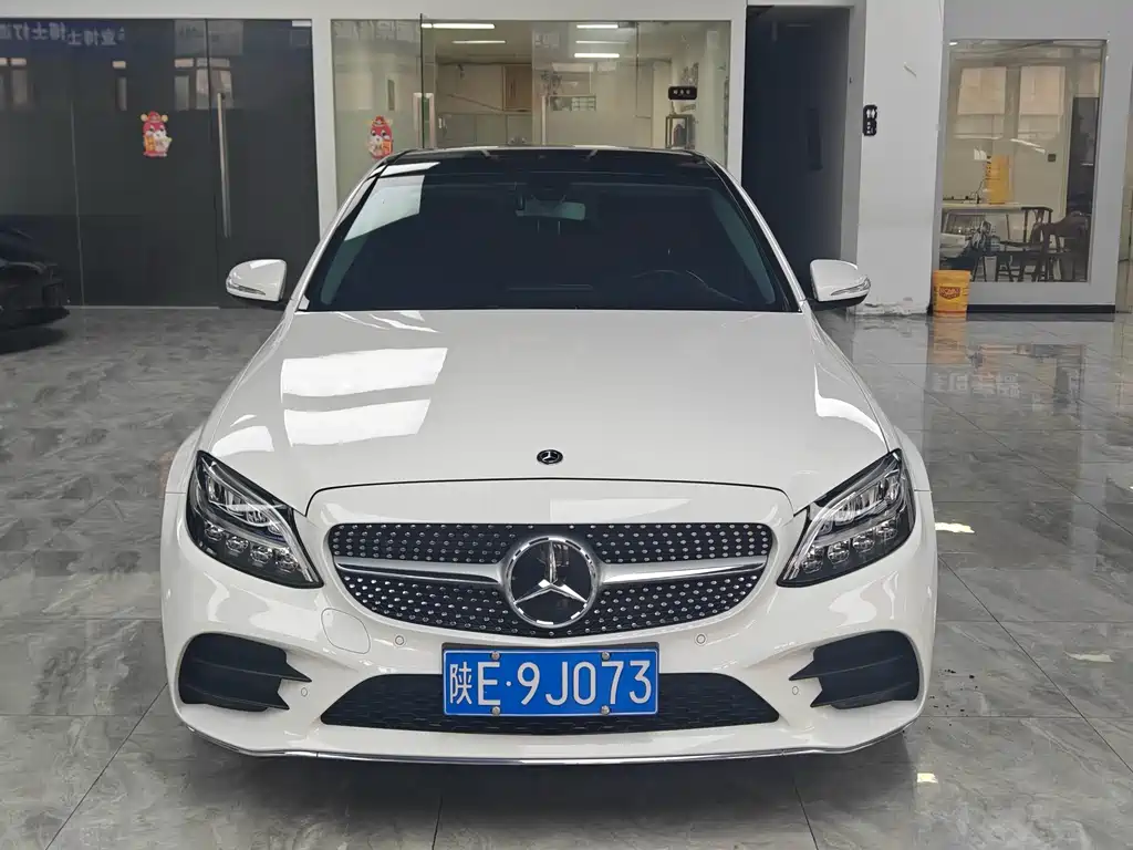 Mercedes-Benz C-Class 2019
