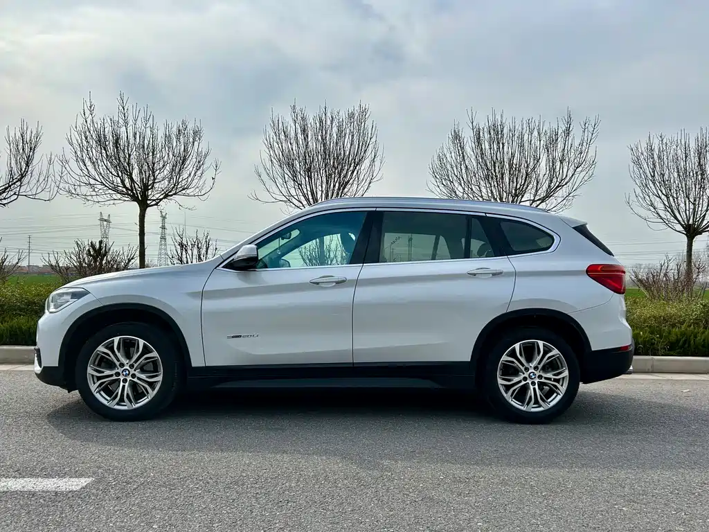 BMW X1 2017 — фото 3