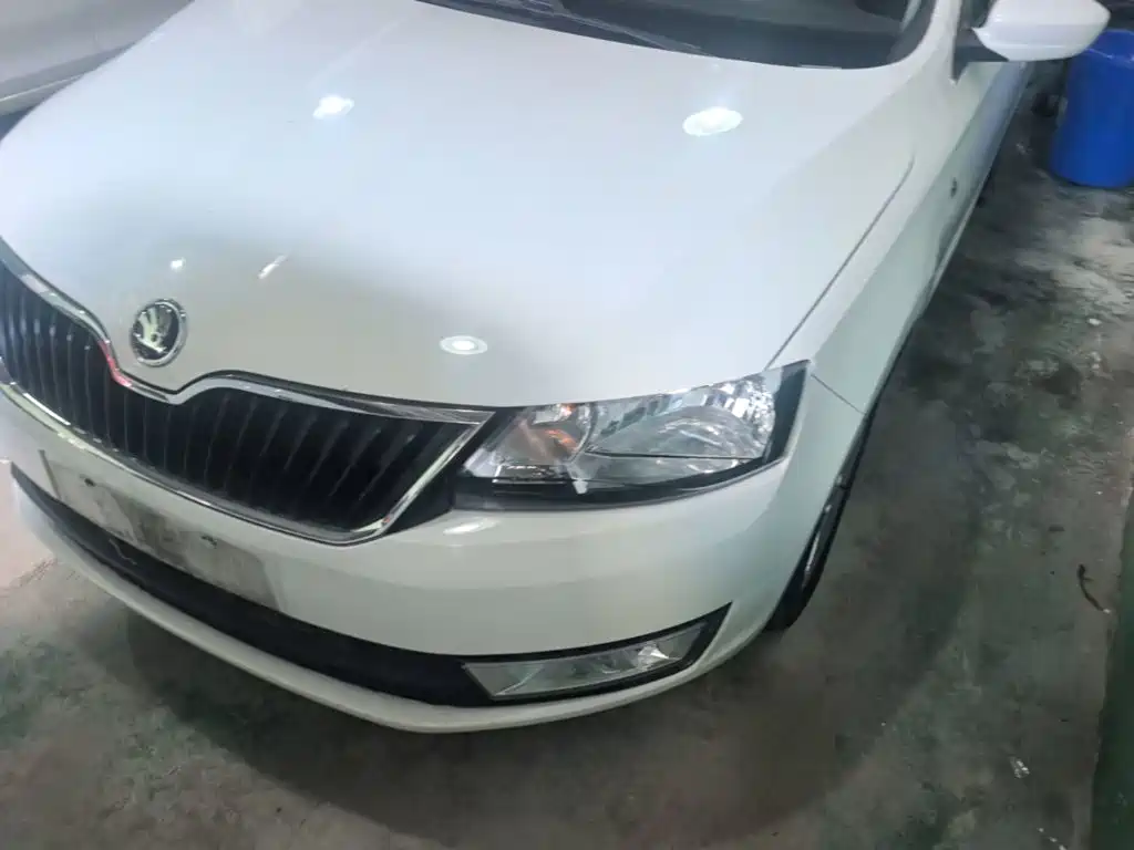 Skoda Rapid Spaceback 2016 — фото 24