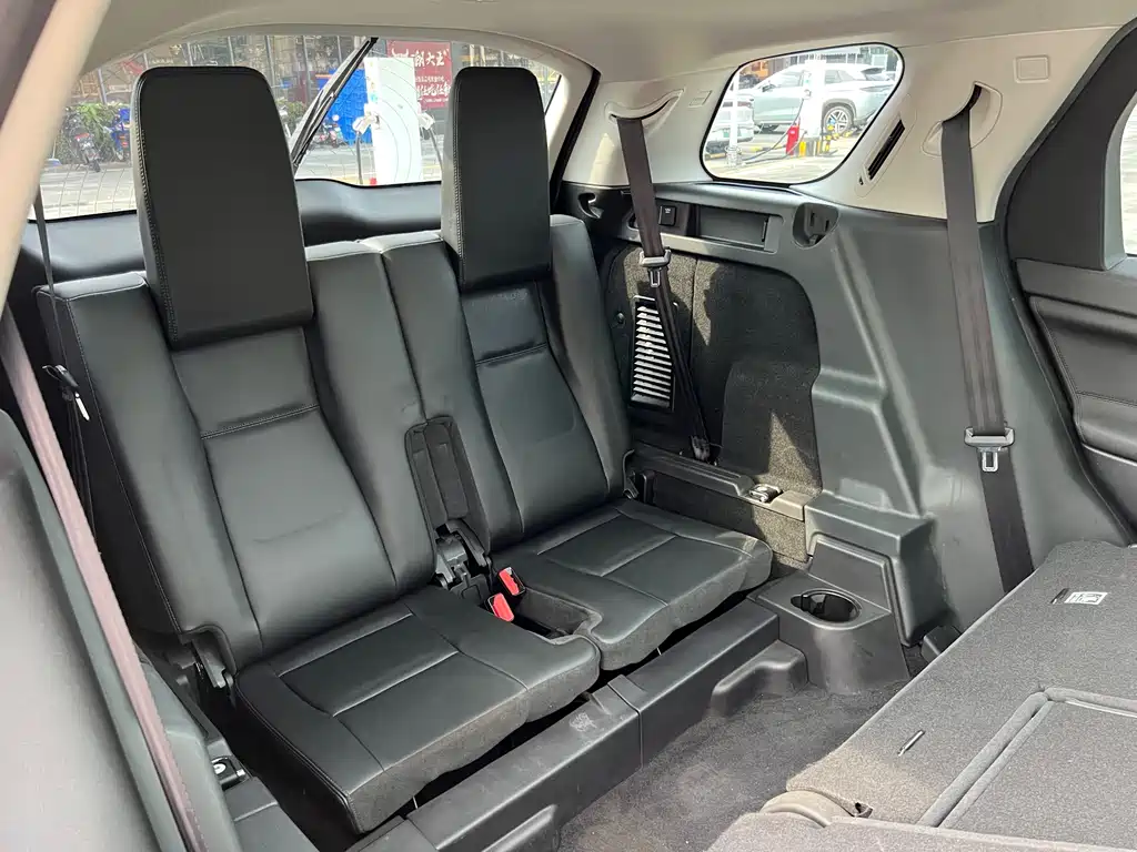 Land Rover Discovery Sport 2017 — фото 21