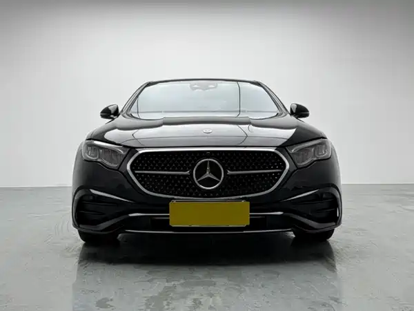 Mercedes-Benz E-Class 2024