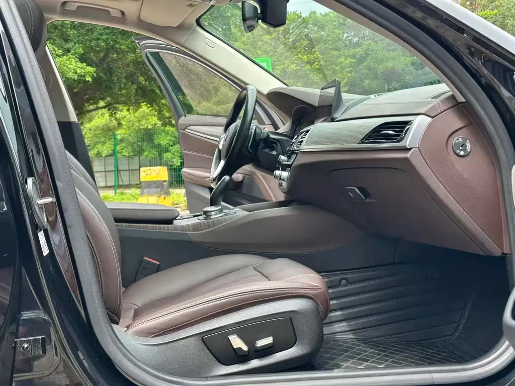 BMW 5 Series 2020