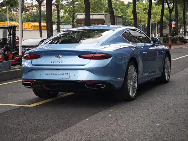 Bentley Continental 2024