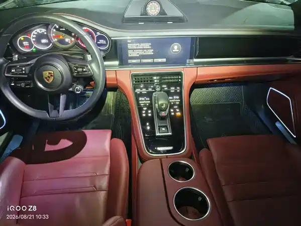 Porsche Panamera 2023