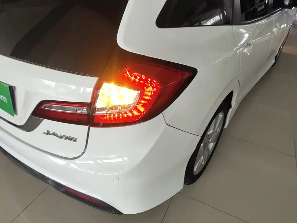 Honda Jade 2016 — фото 8