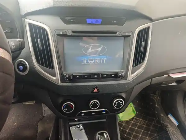 Hyundai ix25 2015