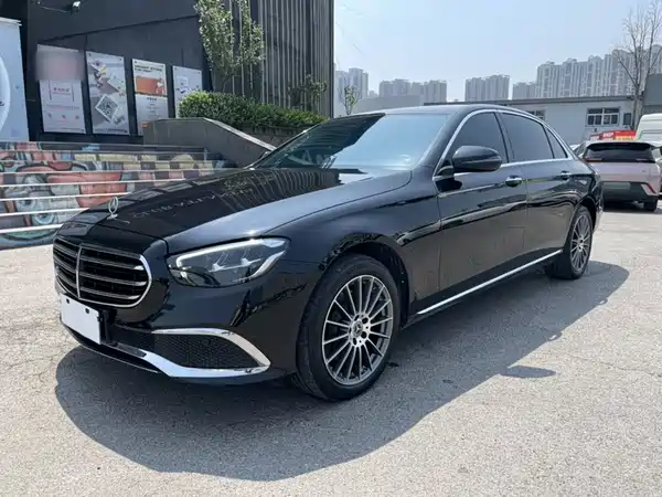 Mercedes-Benz E-Class 2021