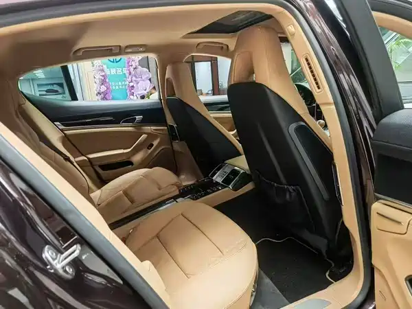 Porsche Panamera 2013