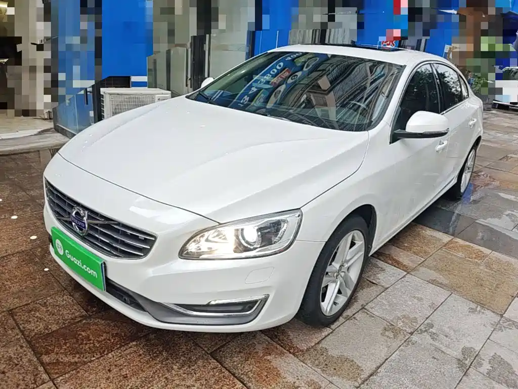 Volvo S60 2016 — фото 2