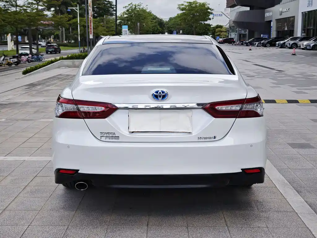 Toyota Camry 2018