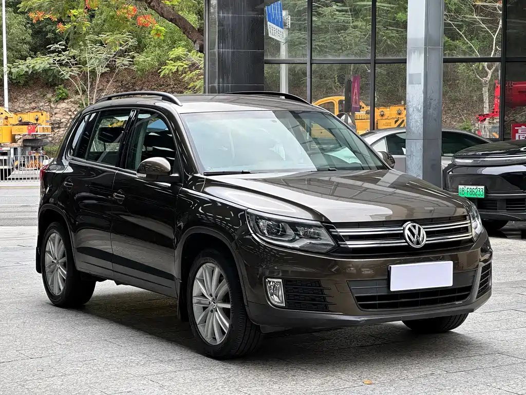 Volkswagen Tiguan 2014 — фото 3